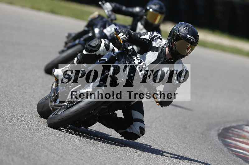 /44 09.08.2025 Plüss Moto Sport ADR/Freies Fahren/333